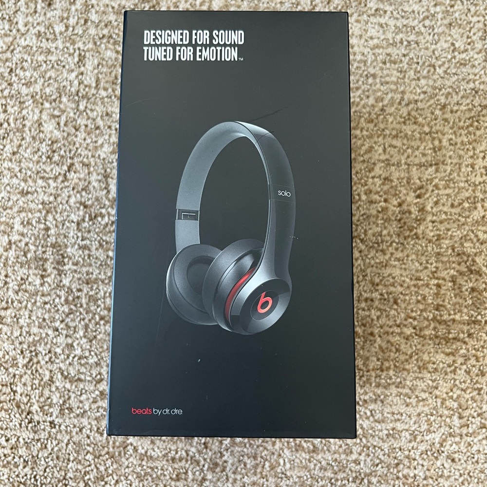 Beats Solo 2 - Picture 4 of 8
